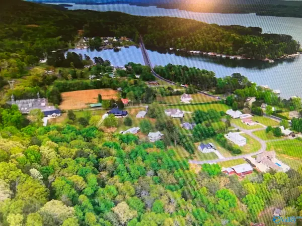 289 Cedar Cove Road, Scottsboro, AL 35769