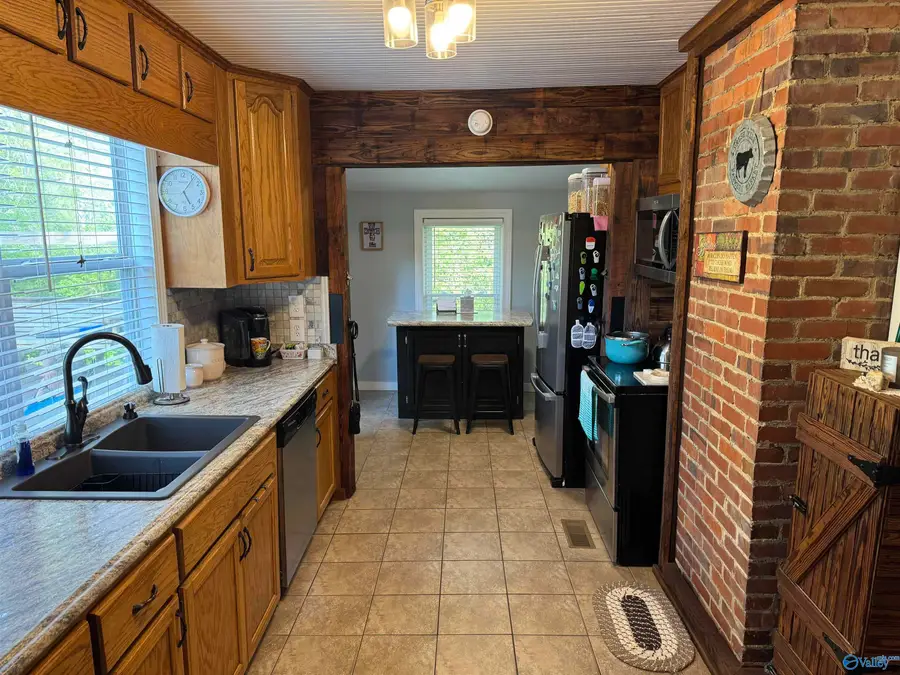 5051 Tabor Road, Gadsden, AL 35904 - #2