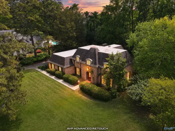 2318 Horsetree Place Se, Decatur, AL 35601