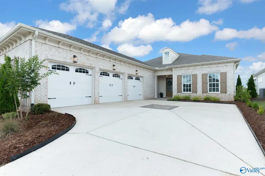 241 Farmhouse Drive, Madison, AL 35757 - #3