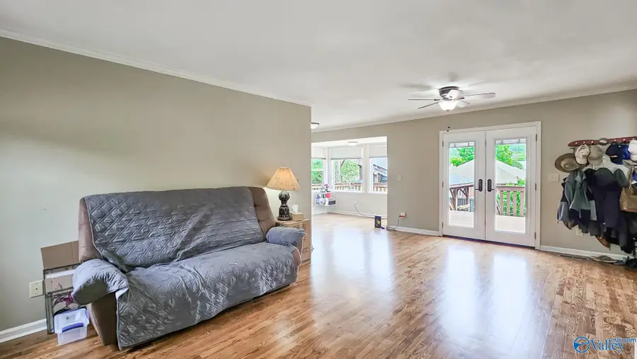 10025 Willow Cove Road, Huntsville, AL 35803 - #2