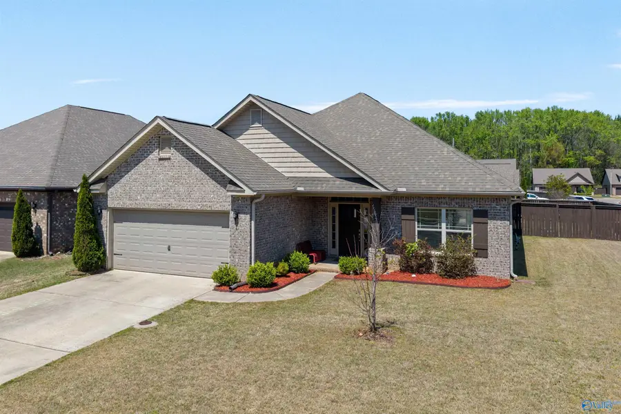 121 Sherwin Avenue, Huntsville, AL 35806 - #2