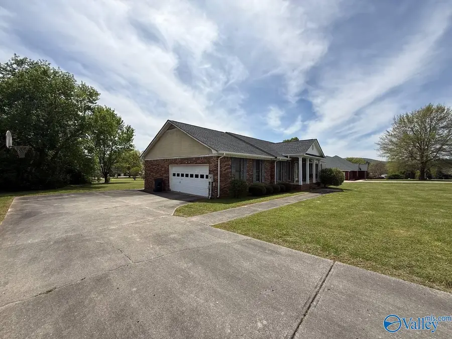 128 Arrow Lands Trail, Meridianville, AL 35759 - #3