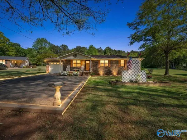 2003 Cunningham Street, Scottsboro, AL 35769