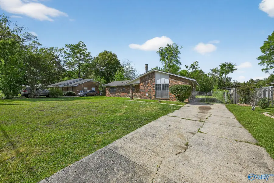 3821 Chatwood Drive, Montgomery, AL 36116 - #3