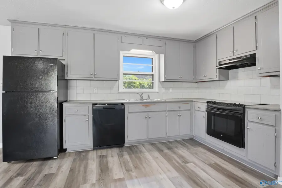 2703 Hilltop Terrace Nw, Huntsville, AL 35810 - #3