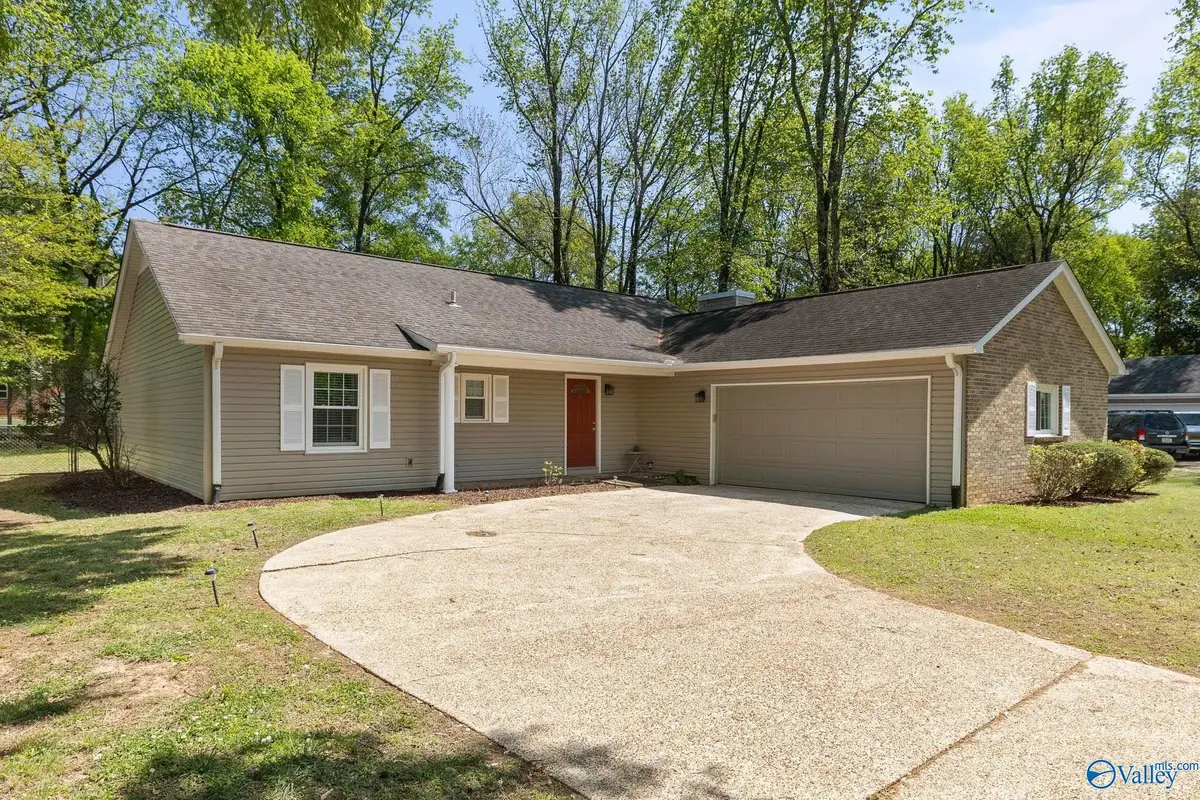 12031 Runningmeade Trail Se, Huntsville, AL 35803 - #1