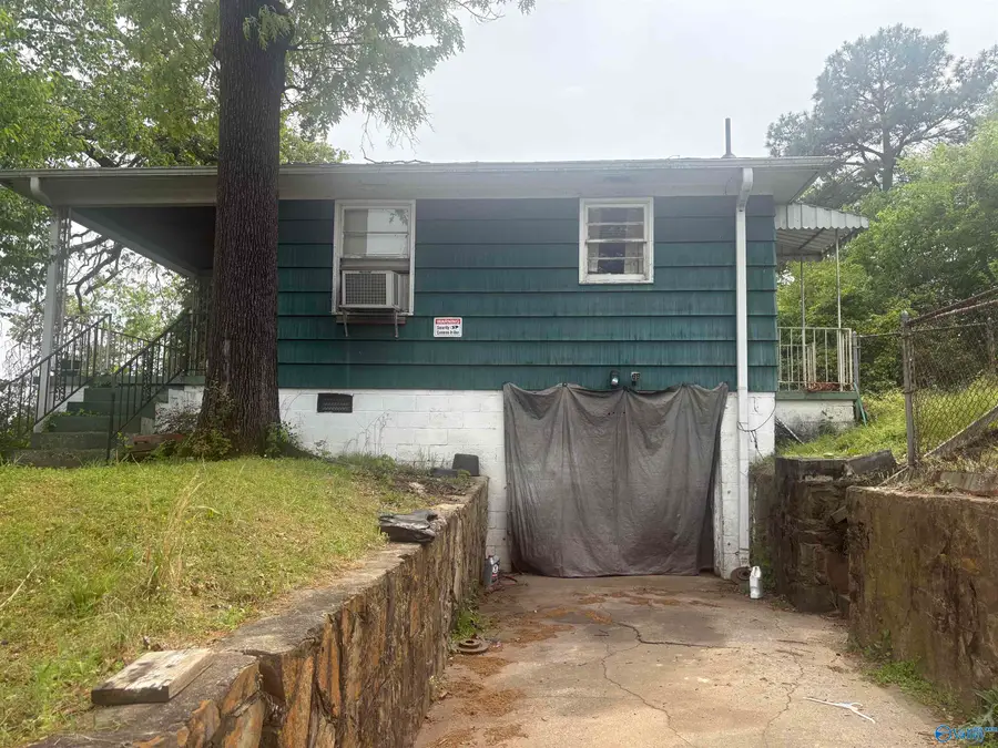 3300 Avenue Q, Birmingham, AL 35208 - #3