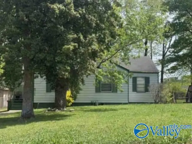 112 Ridgewood Avenue, Fairfield, AL 35064 - #1
