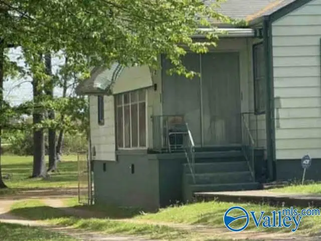 112 Ridgewood Avenue, Fairfield, AL 35064 - #2