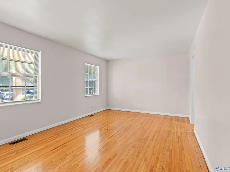 3706 Pecan Grove Drive Nw, Huntsville, AL 35810 - #3