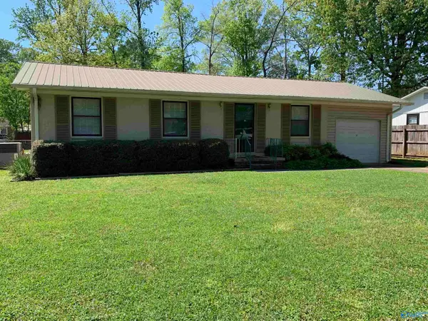 304 Sharon Street, Scottsboro, AL 35768