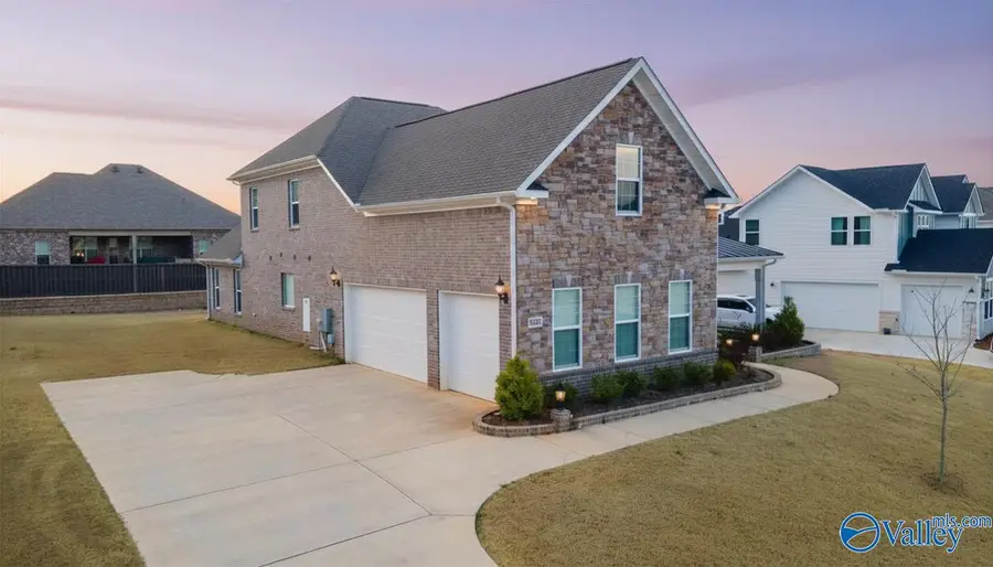 8105 Goose Ridge Drive, Owens Cross Roads, AL 35763 - #3