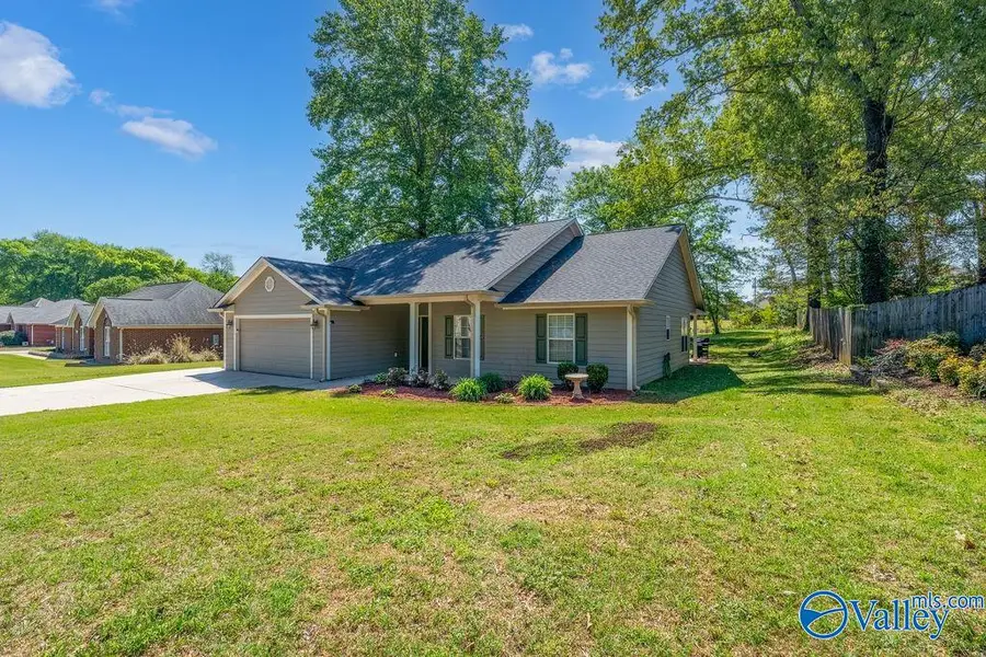 128 Lamirda Court Nw, Huntsville, AL 35810 - #2