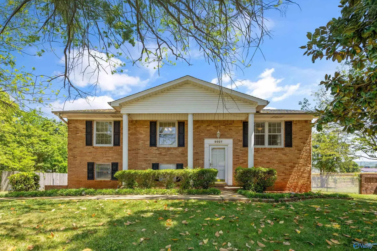 9027 Craigmont Road, Huntsville, AL 35802 - #1