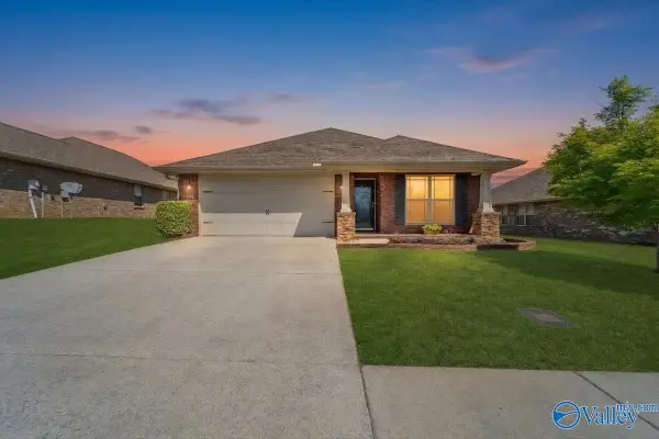 326 Dovington Drive, Huntsville, AL 35806