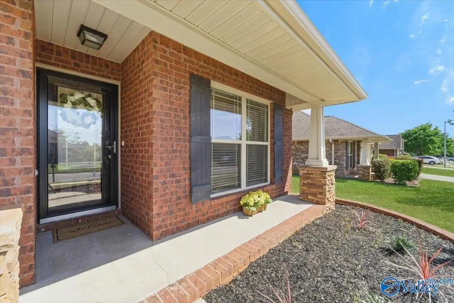 326 Dovington Drive, Huntsville, AL 35806 - #3