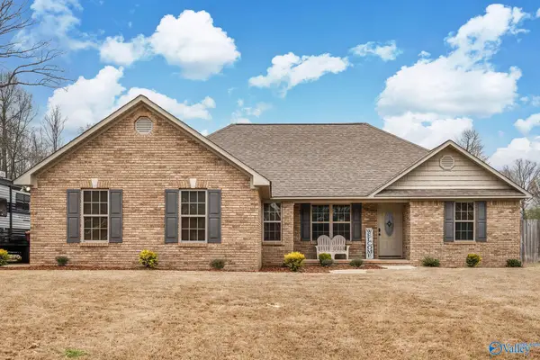 10449 Monks Drive, Athens, AL 35611