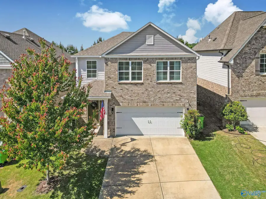 670 Johnnys Cove, Leeds, AL 35094 - #2
