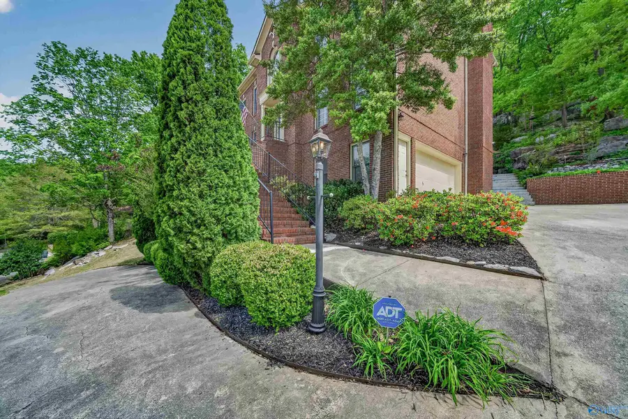 1625 Chandler Road Se, Huntsville, AL 35801 - #3