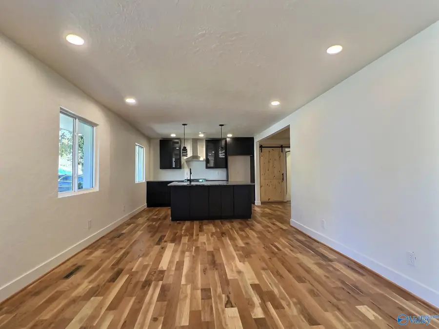 866 S 5th Street, Gadsden, AL 35901 - #3