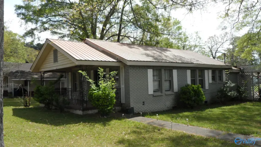 901 Bain Avenue, Attalla, AL 35954 - #3