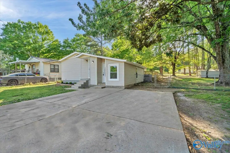 1804 Hine Street S, Athens, AL 35611 - #2