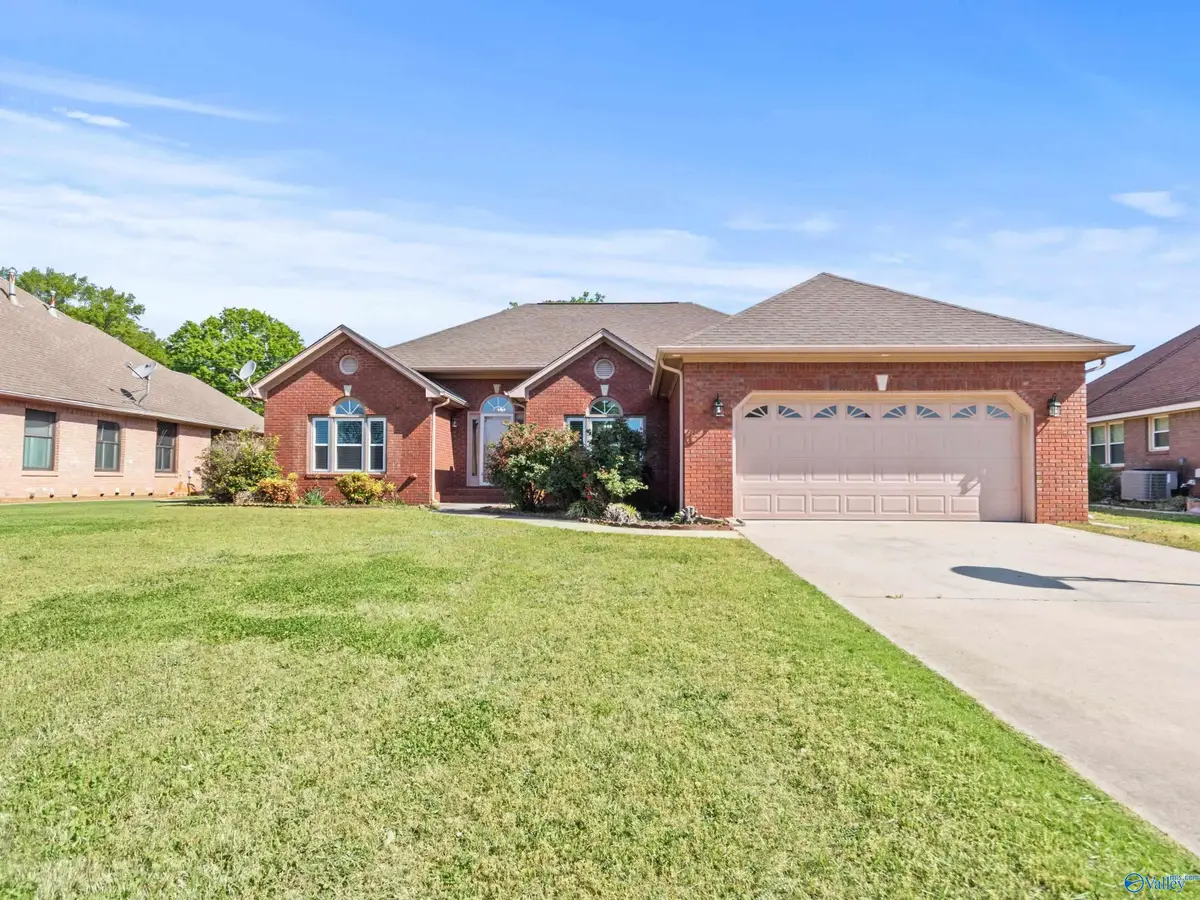 2422 Alexandria Street Sw, Decatur, AL 35603 - #1