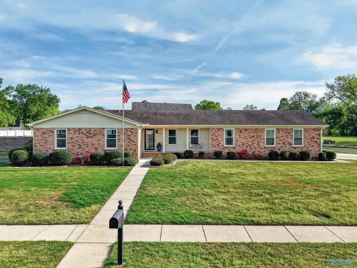 900 Cornelia Drive Se, Huntsville, AL 35802 - #1