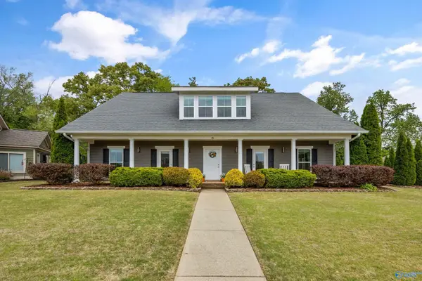 6449 Lincoln Park Place, Huntsville, AL 35806