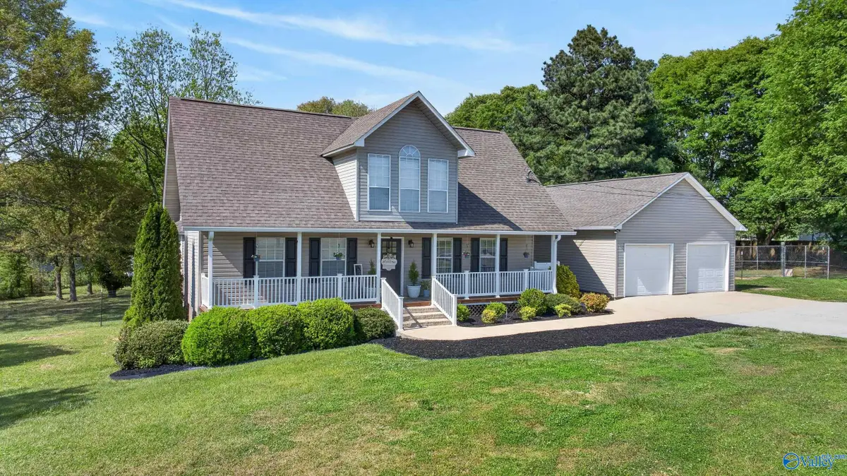 1528 Hambrick Road, Boaz, AL 35957 - #1