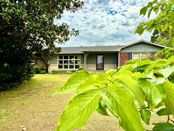 3609 Williams Lane, Decatur, AL 35603