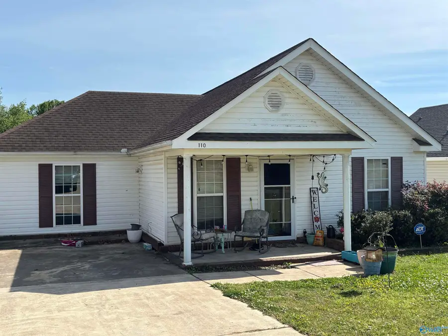 110 Saint Clair Drive, New Market, AL 35761 - #2