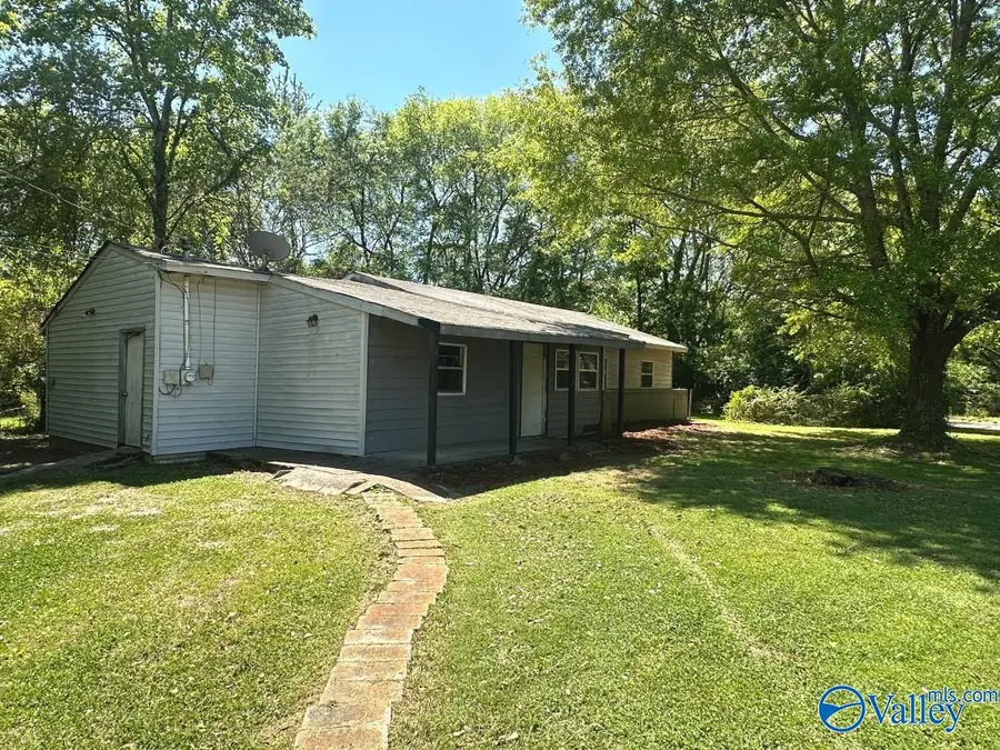 2419 Tuxedo Drive Nw, Huntsville, AL 35810 - #2