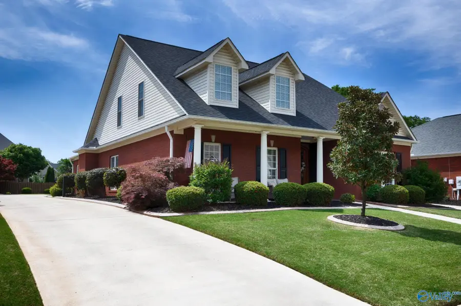 252 Old Overton Drive, Madison, AL 35756 - #2