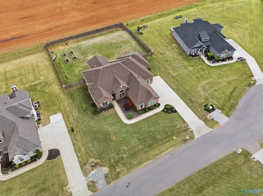 188 Earl Vaughn Drive, Huntsville, AL 35806 - #2