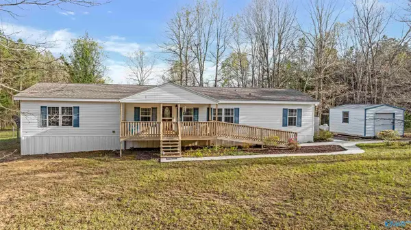 386 County Road 520, Mentone, AL 35984