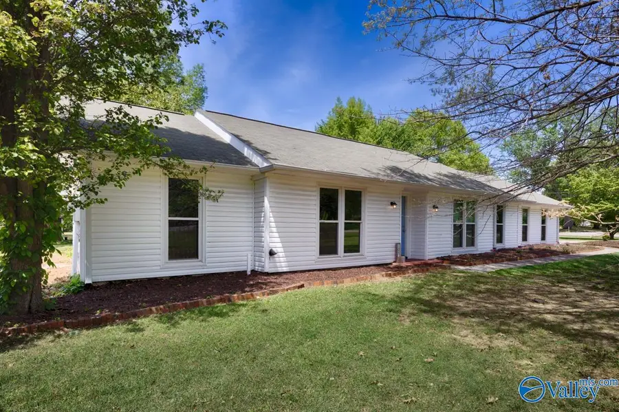 105 Lynbrook Blvd, Madison, AL 35758 - #3