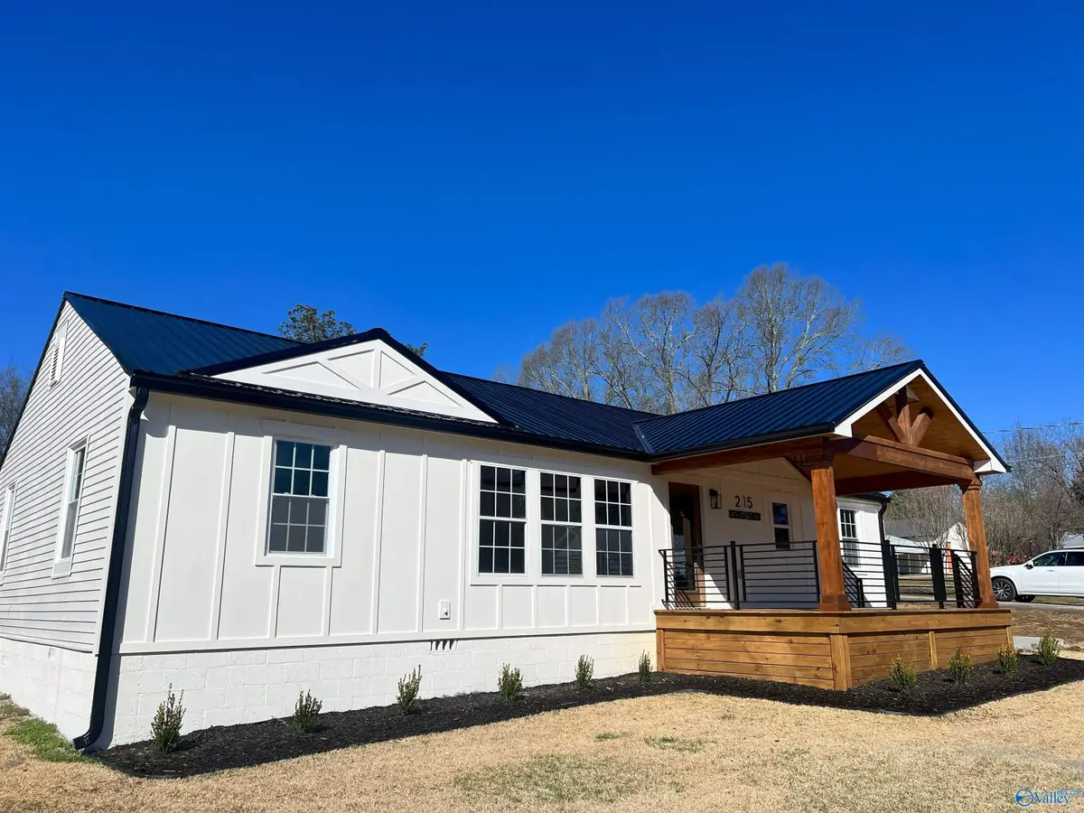 215 NW 4th Street, Arab, AL 35016 - #1
