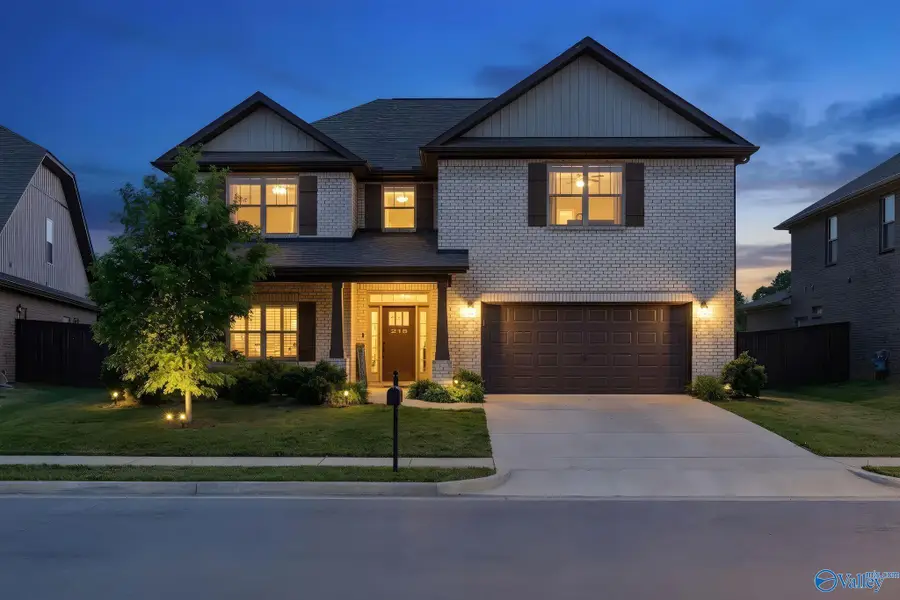 218 Jubilee Circle, Huntsville, AL 35803 - #2