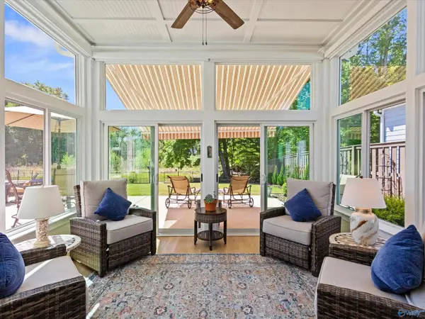 6218 Pembrook Pond Place, Owens Cross Roads, AL 35763