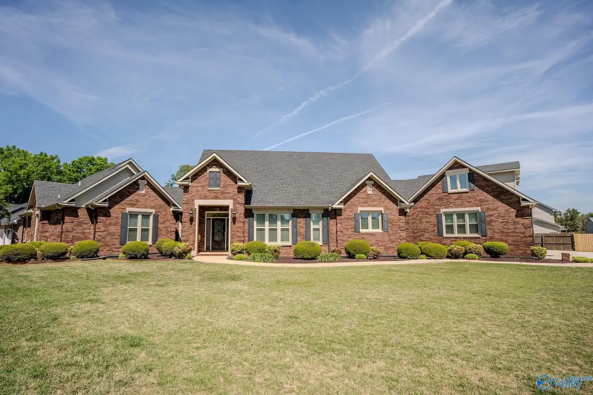 47 Highland Cove, Moulton, AL 35650 - #1