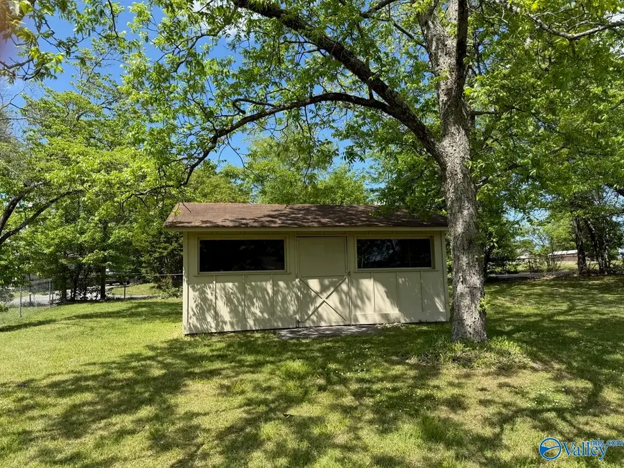 4800 Mountain Crest Drive, Guntersville, AL 35976 - #3
