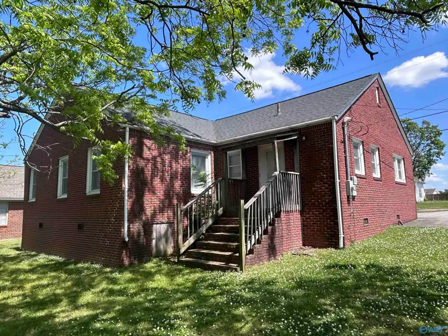 303 Baltimore Avenue, Albertville, AL 35950 - #3