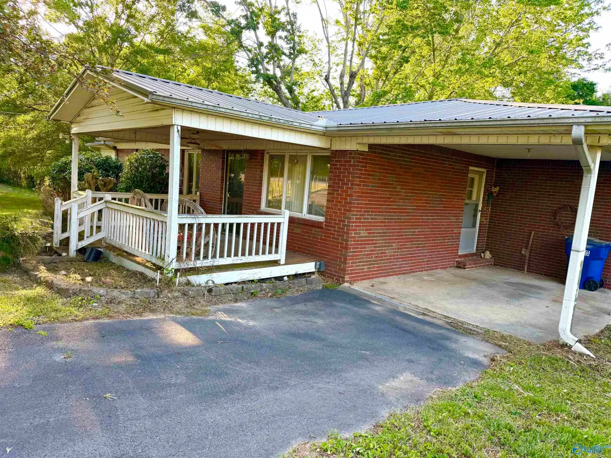 1039 Brashiers Chapel Road, Arab, AL 35016 - #1