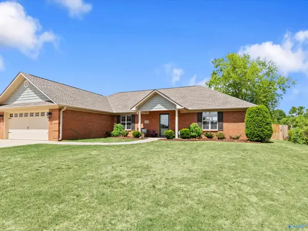 24147 Kadence Lane, Athens, AL 35613