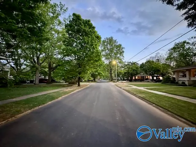 207 East Street, Athens, AL 35611 - #2