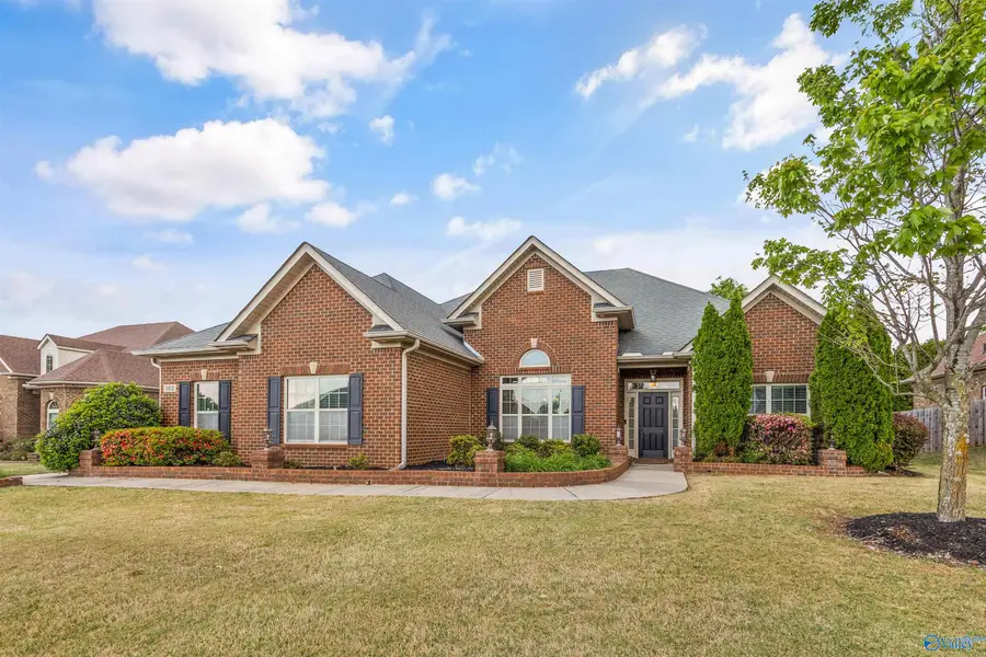 102 Woodmere Court, Madison, AL 35756 - #2