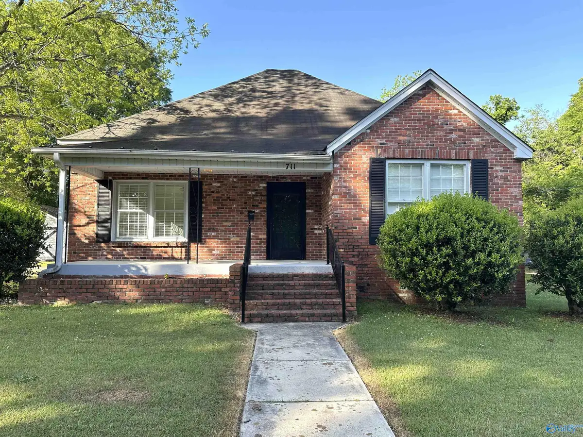 711 Nuckolls Street, Gadsden, AL 35903 - #1