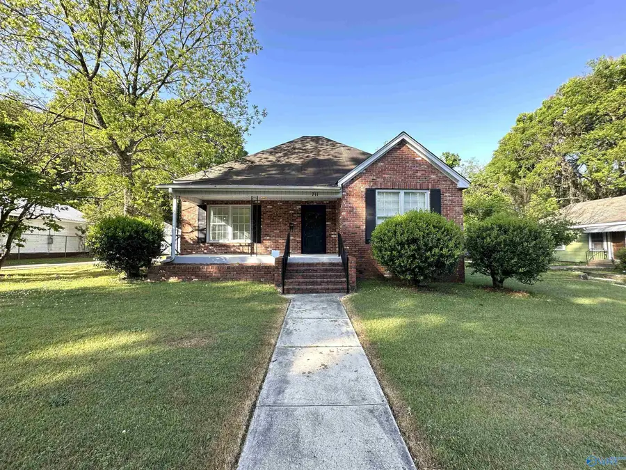 711 Nuckolls Street, Gadsden, AL 35903 - #2